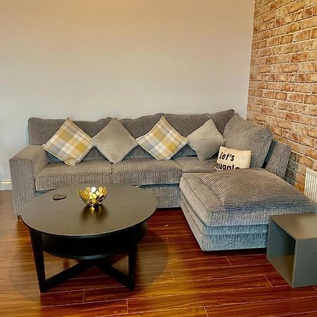 2 Bedroom City-Centre Apartment With Free Parking Belfast Exteriör bild
