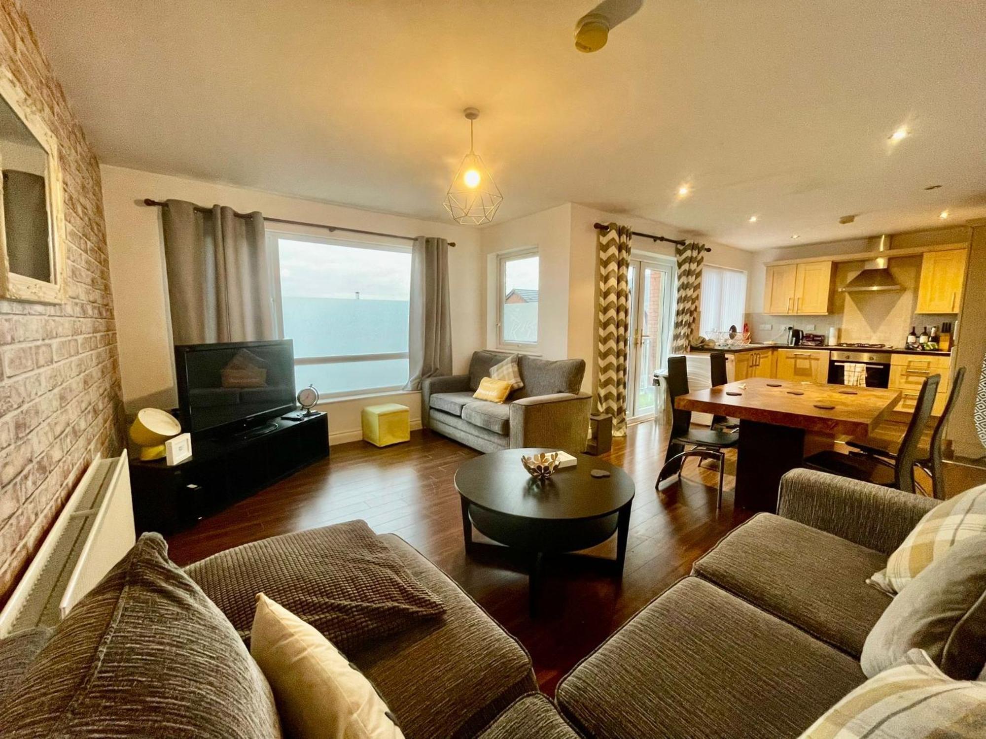 2 Bedroom City-Centre Apartment With Free Parking Belfast Exteriör bild
