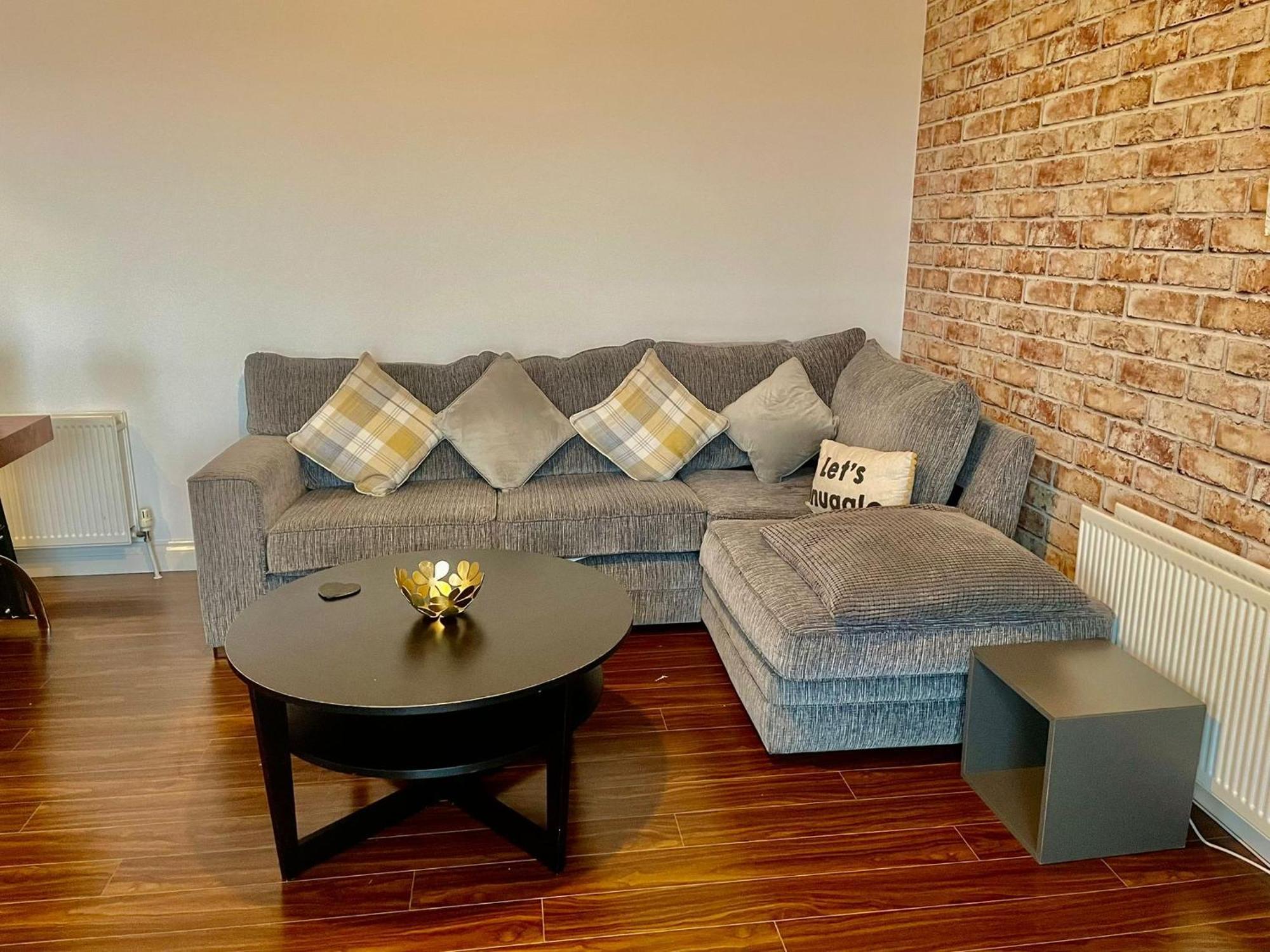 2 Bedroom City-Centre Apartment With Free Parking Belfast Exteriör bild